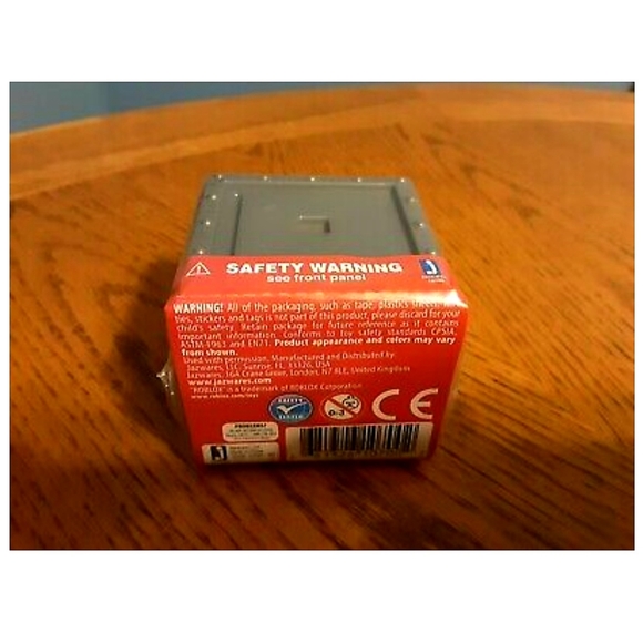 New, Factory Sealed: ROBLOX Series 1 Mystery Pack (Silver Cube). Figure & Code - Picture 3 of 5